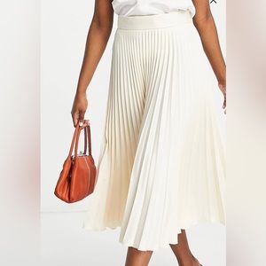 Cream pleated midi skirt by closet London US 4